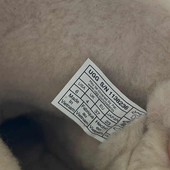 New Ugg Naiyah Suede Lace Up Suede Boots - Picture 6 of 6